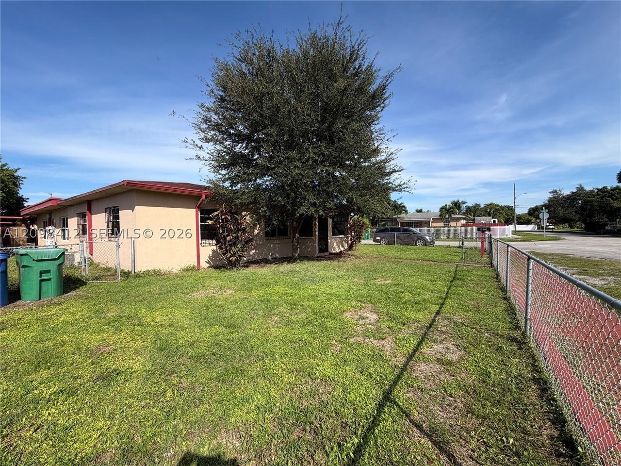 13140 Nw 18th Ave - Photo 2 of 25