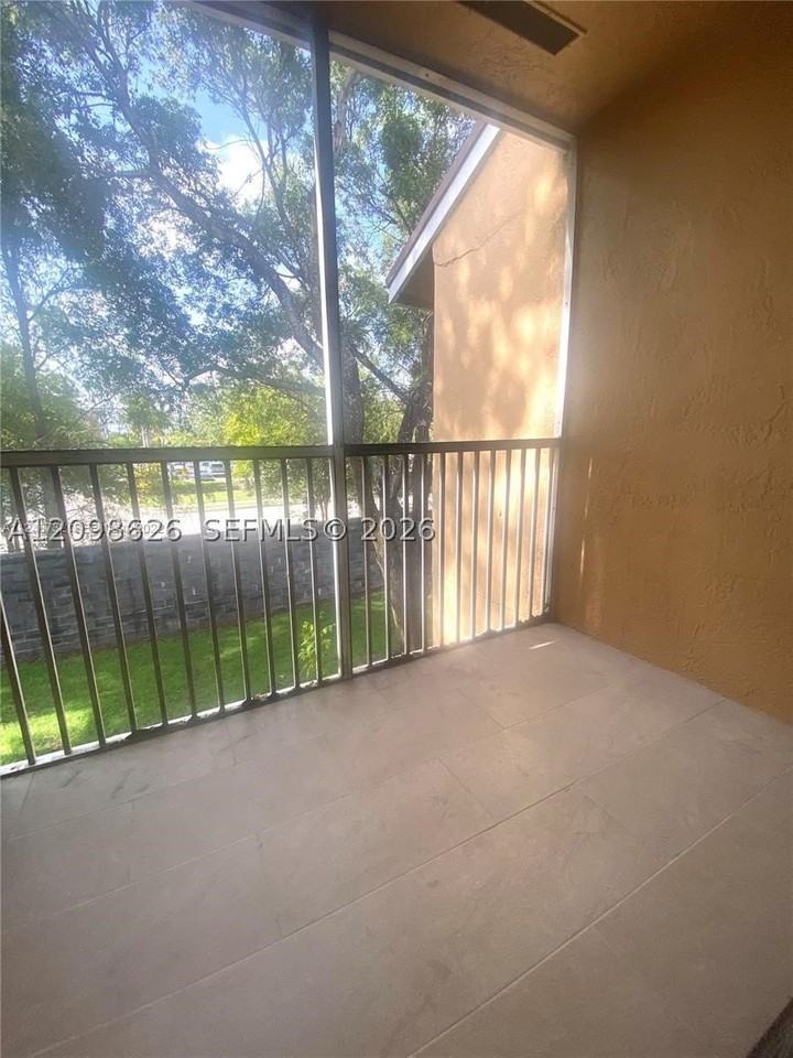 8107 Sw 21st Ct #8107 - Photo 6 of 13