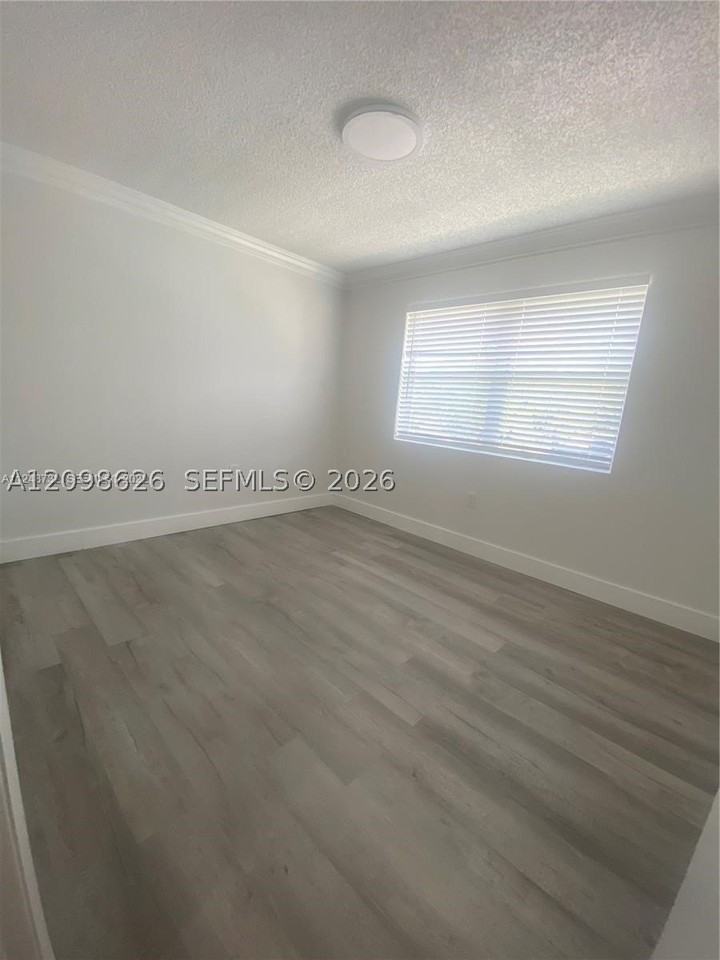 8107 Sw 21st Ct #8107 - Photo 7 of 13