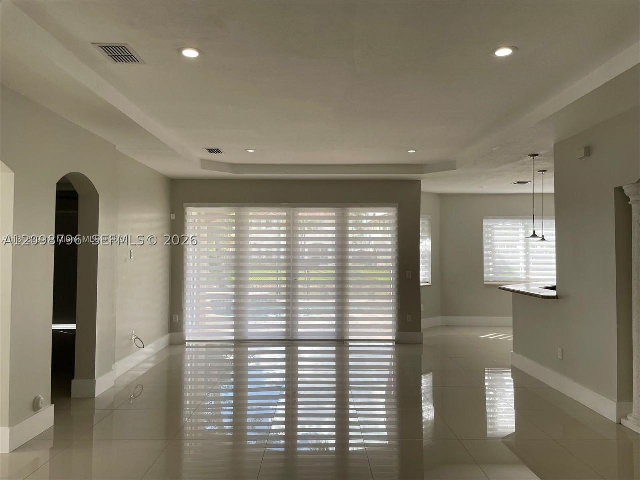 6422 Sw 162nd Ct - Photo 7 of 20