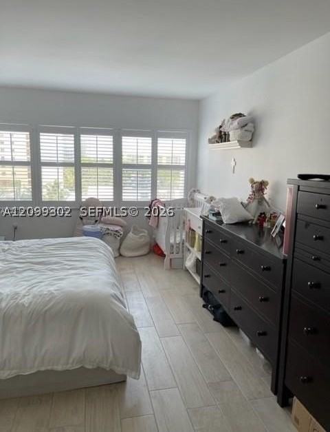 550 Ocean Dr #7H - Photo 6 of 8