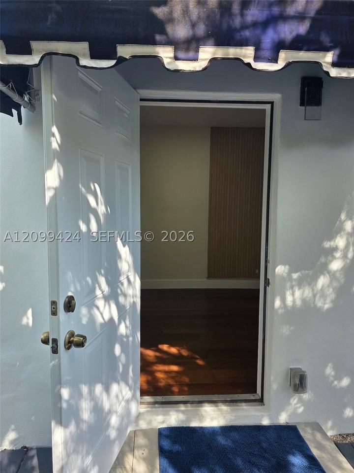 9345 Sw 46th Ter - Photo 6 of 15