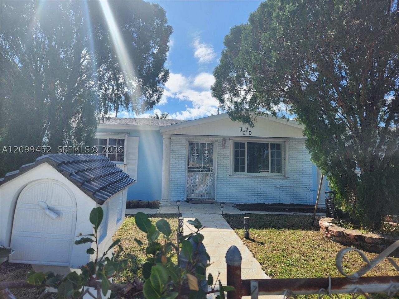 3030 Nw 212th St - Photo 2 of 15