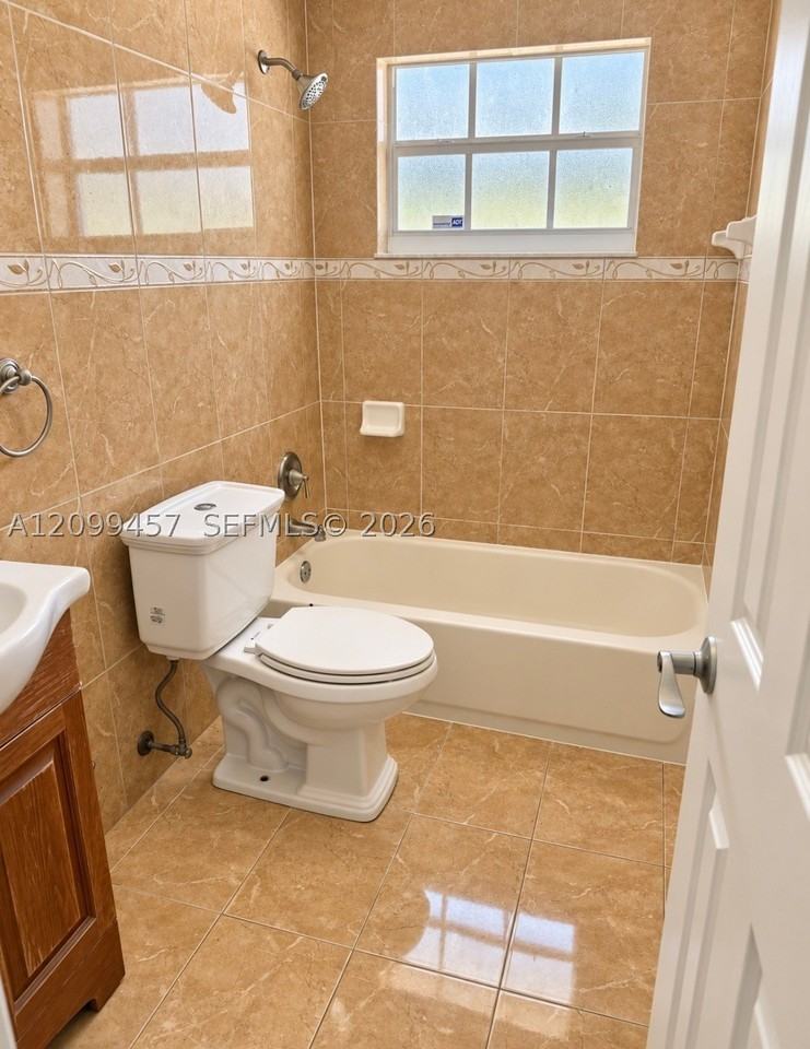2182 Nw 91st St #1 - Photo 4 of 7