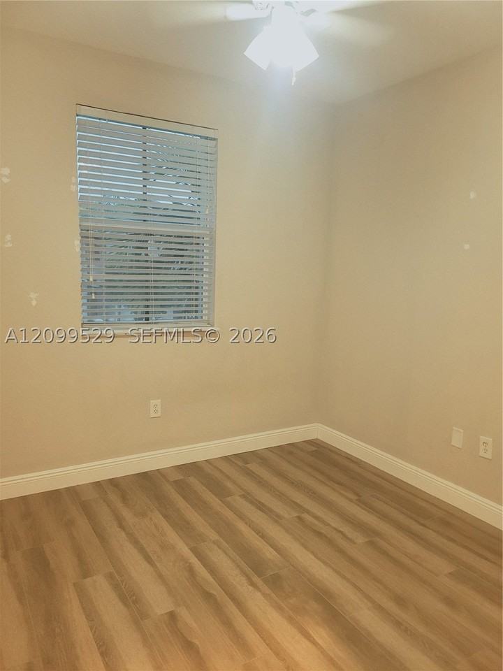12354 Sw 124th Path #12354 - Photo 7 of 13
