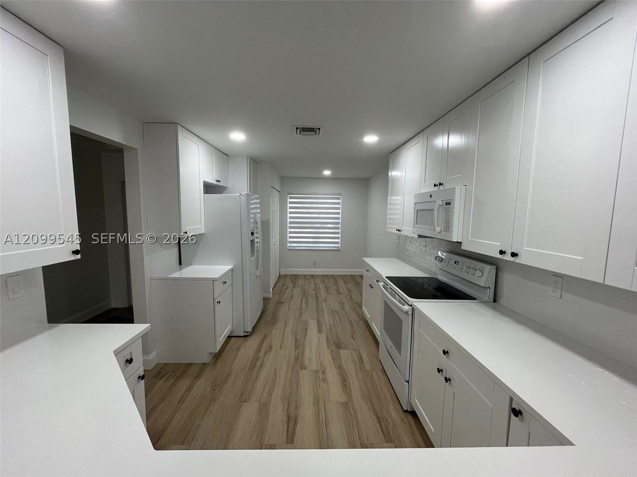 1876 Andromeda Ln #1876 - Photo 5 of 22