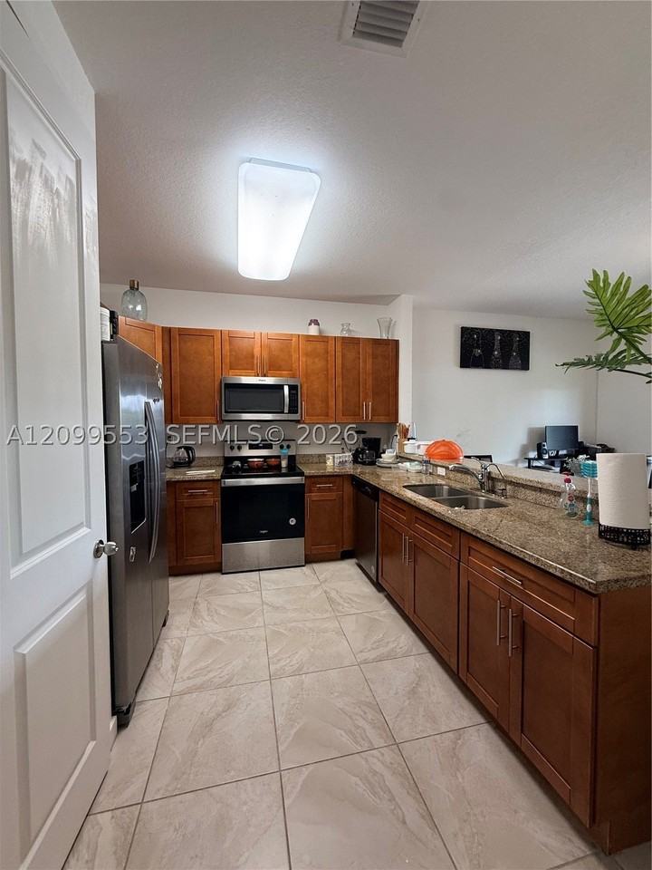 29904 Sw 157th Pl #0 - Photo 3 of 15