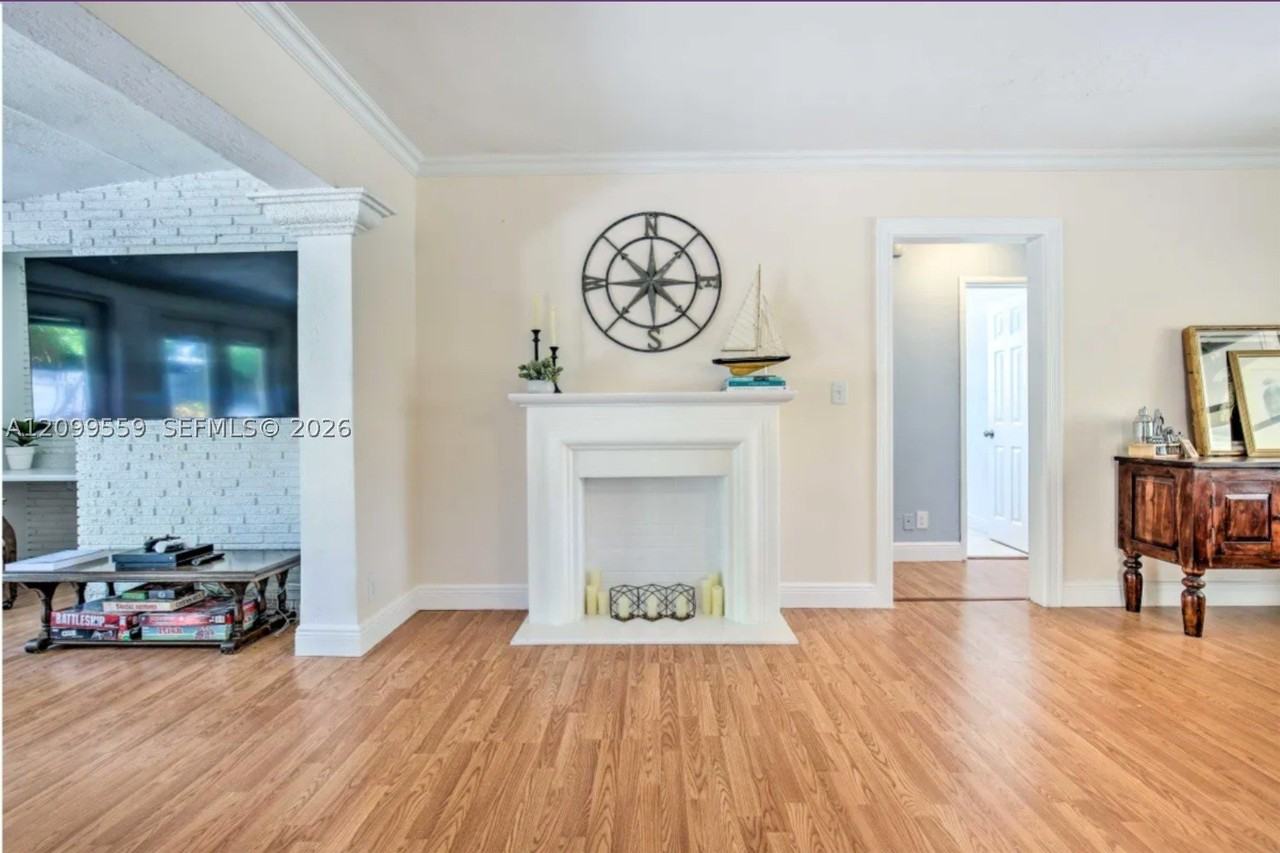 1909 Ne 26th Dr #1909 - Photo 5 of 19