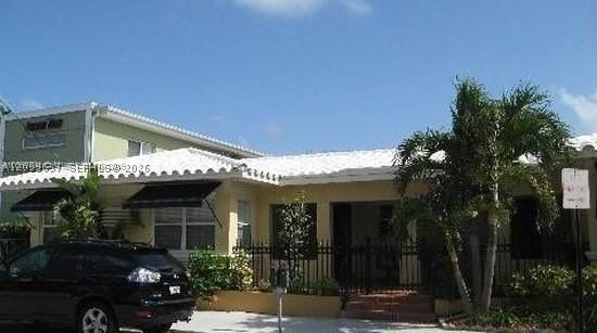 330 Coolidge St #2 - Photo 6 of 7