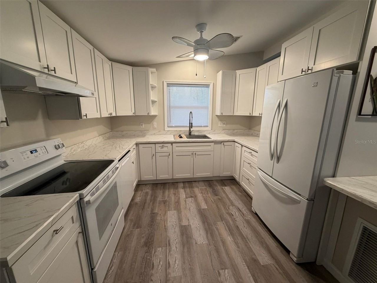 3683 Stockton Rd - Photo 4 of 19