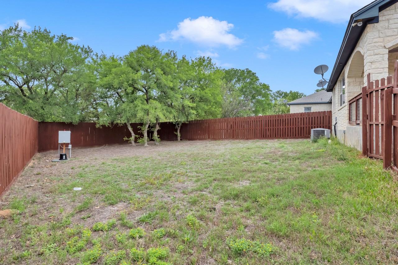 623 Skyline Dr #1 - Photo 4 of 26