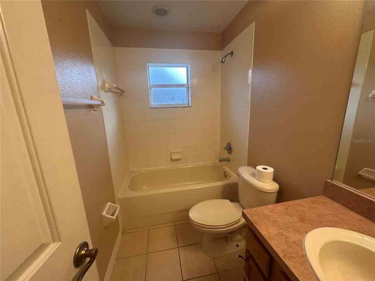 133 Marion Oaks Dr - Photo 4 of 11