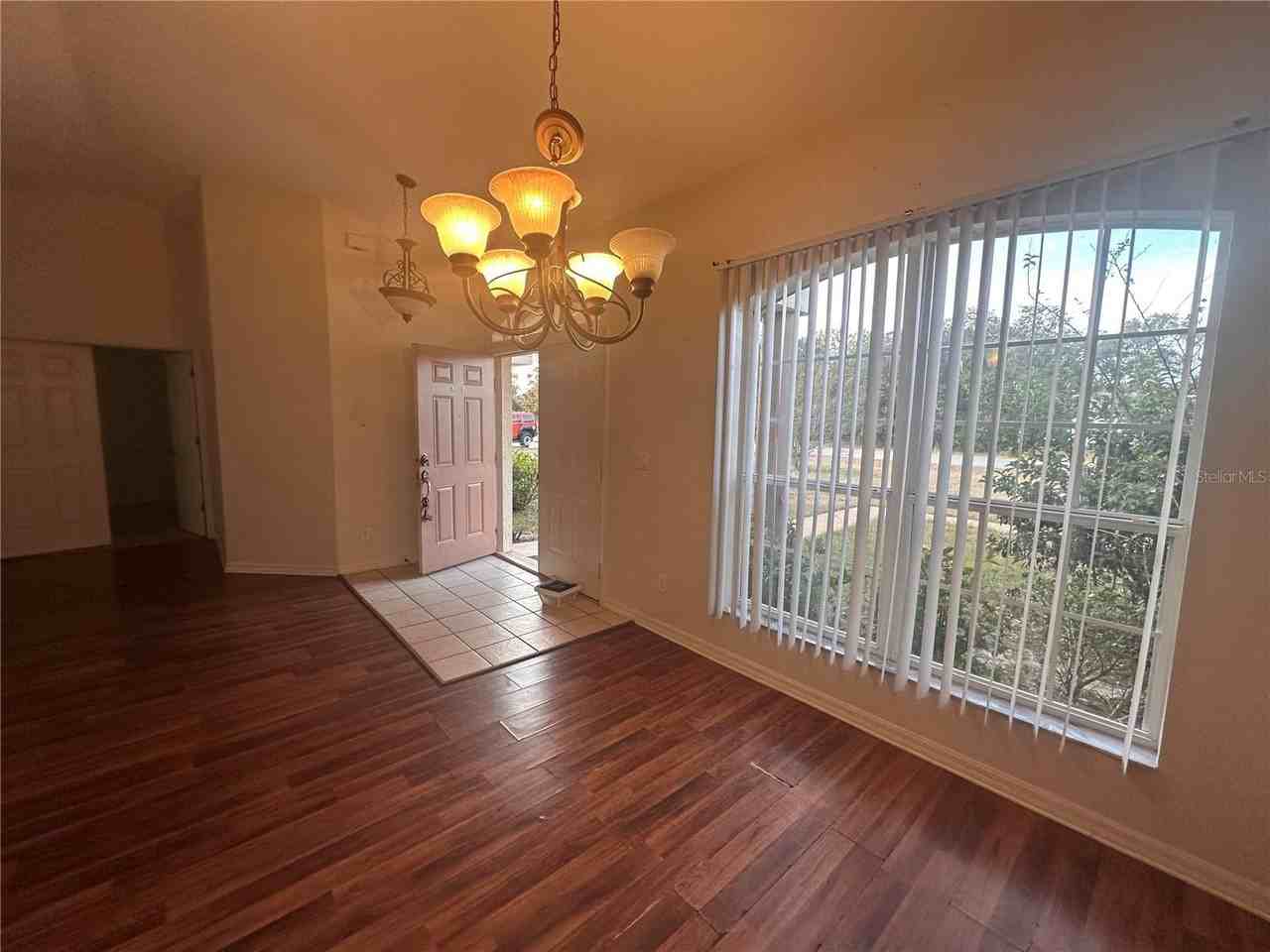 133 Marion Oaks Dr - Photo 6 of 11