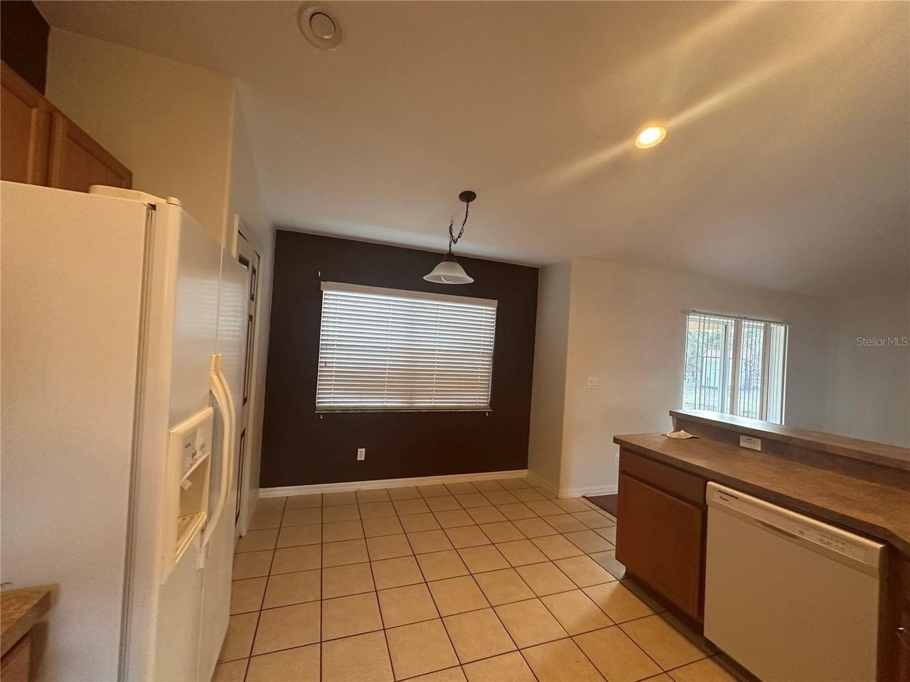 133 Marion Oaks Dr - Photo 7 of 11