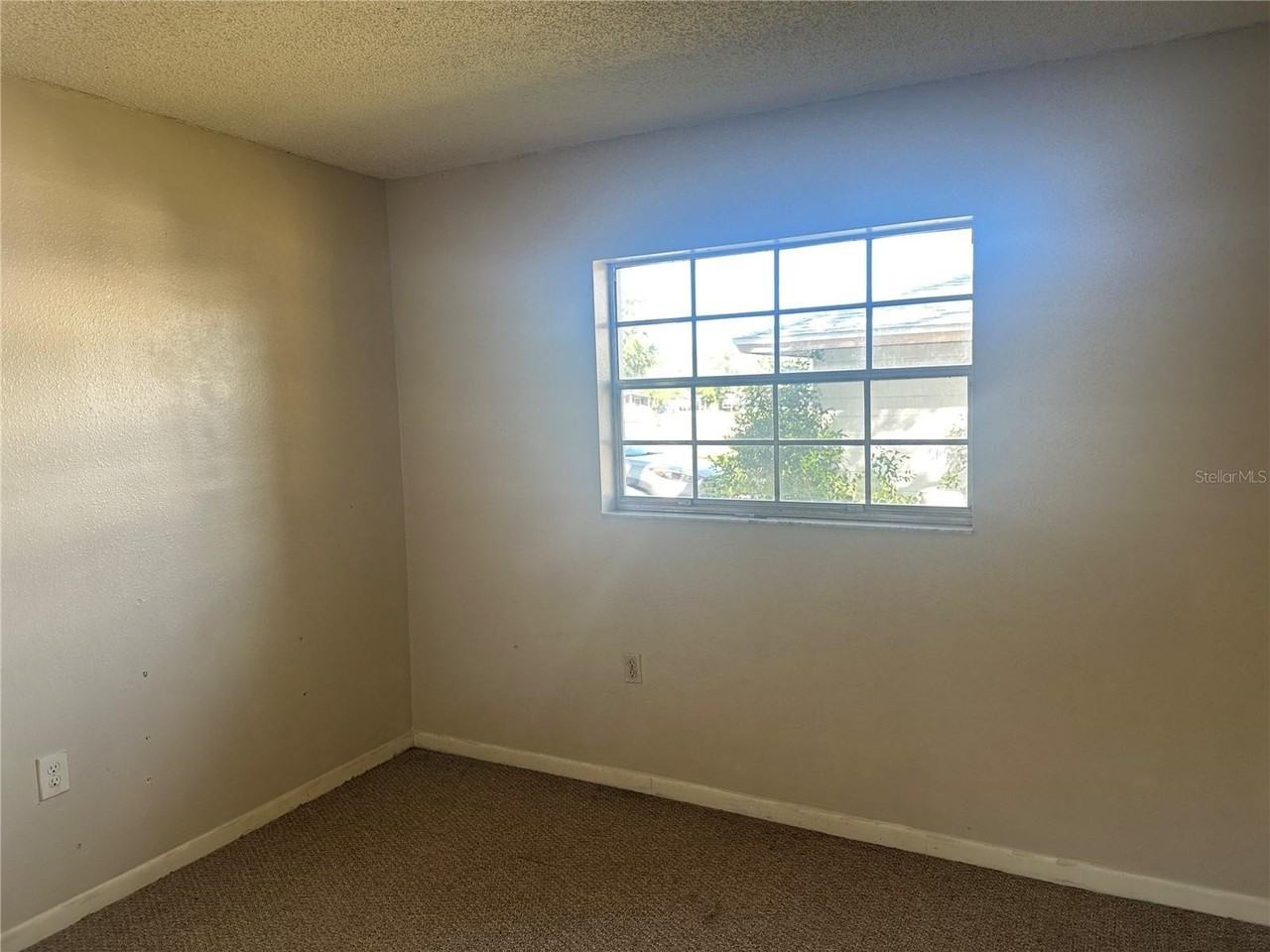 3387 Sw 147th St - Photo 3 of 4