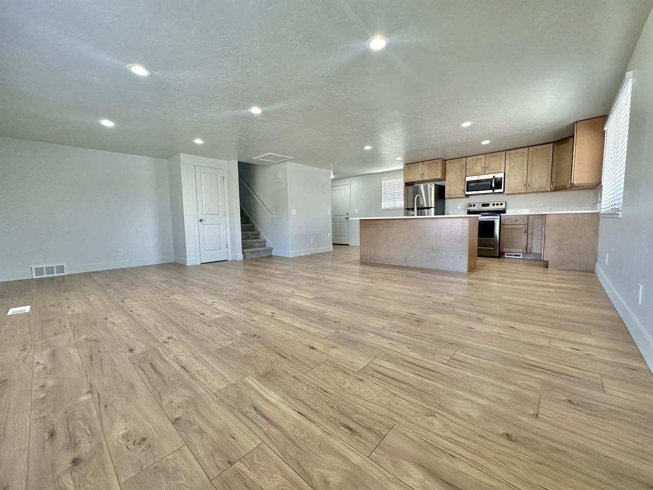 1869 W Bowling Ave #1 - Photo 5 of 20