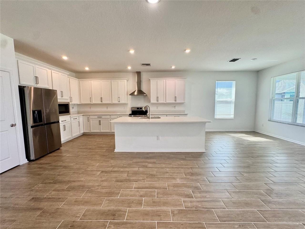 13403 Newport Shores Dr - Photo 6 of 47