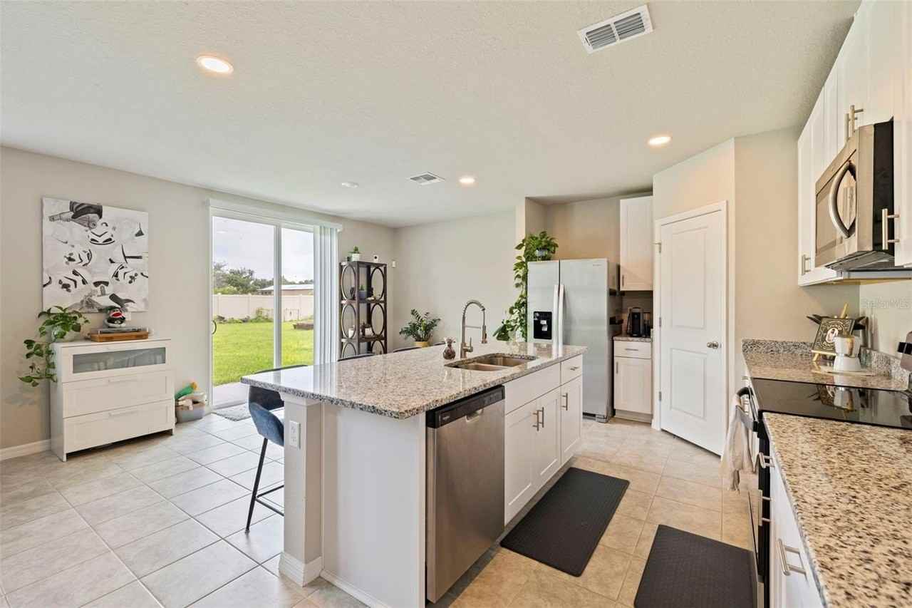 7117 Boggy Creek Pl - Photo 3 of 27