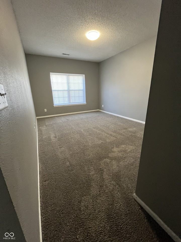 8351 Brambleberry Dr - Photo 5 of 16