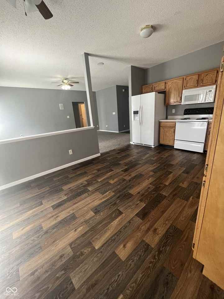 8351 Brambleberry Dr - Photo 7 of 16