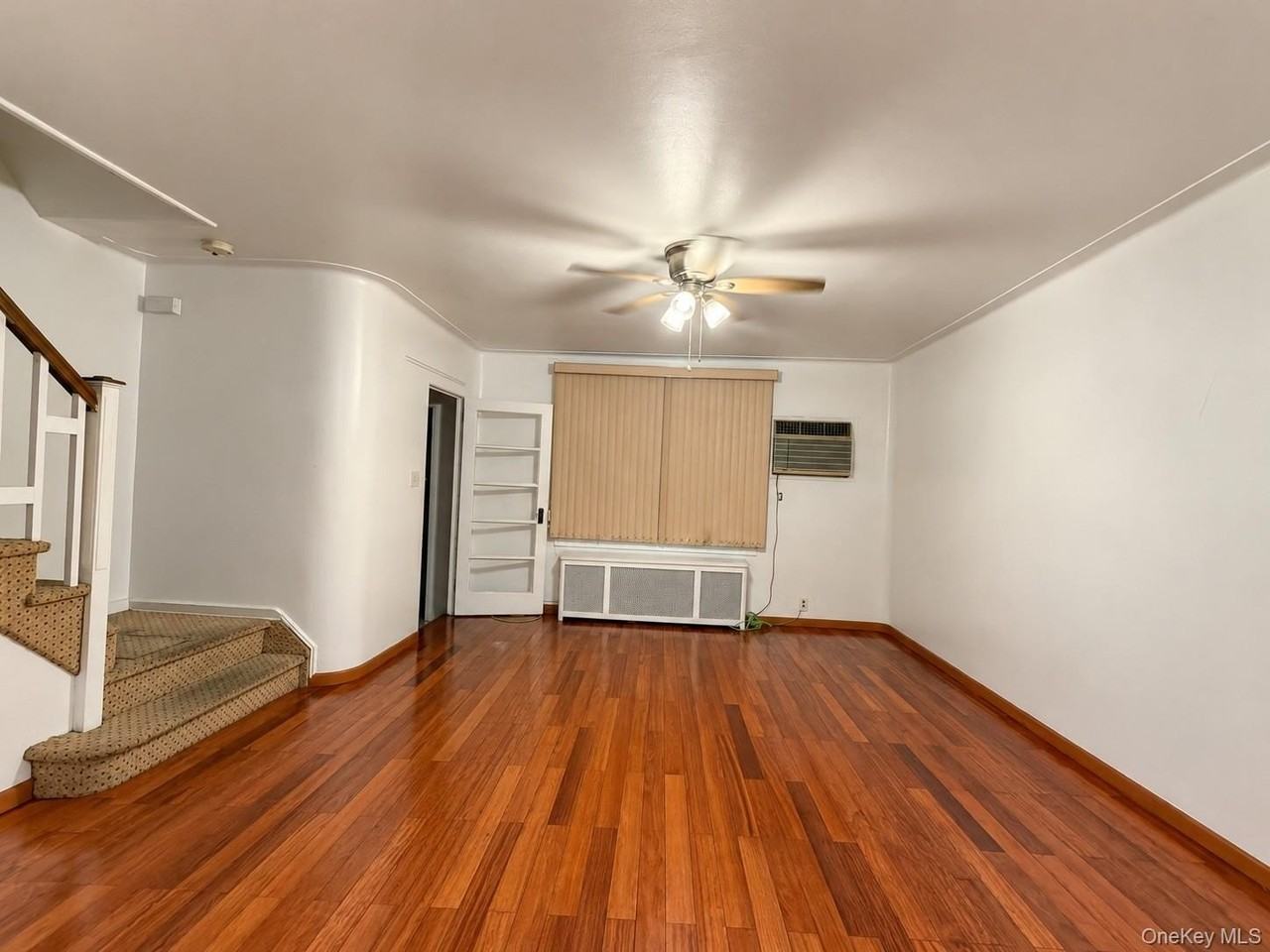 5262 79th St - Photo 3 of 6