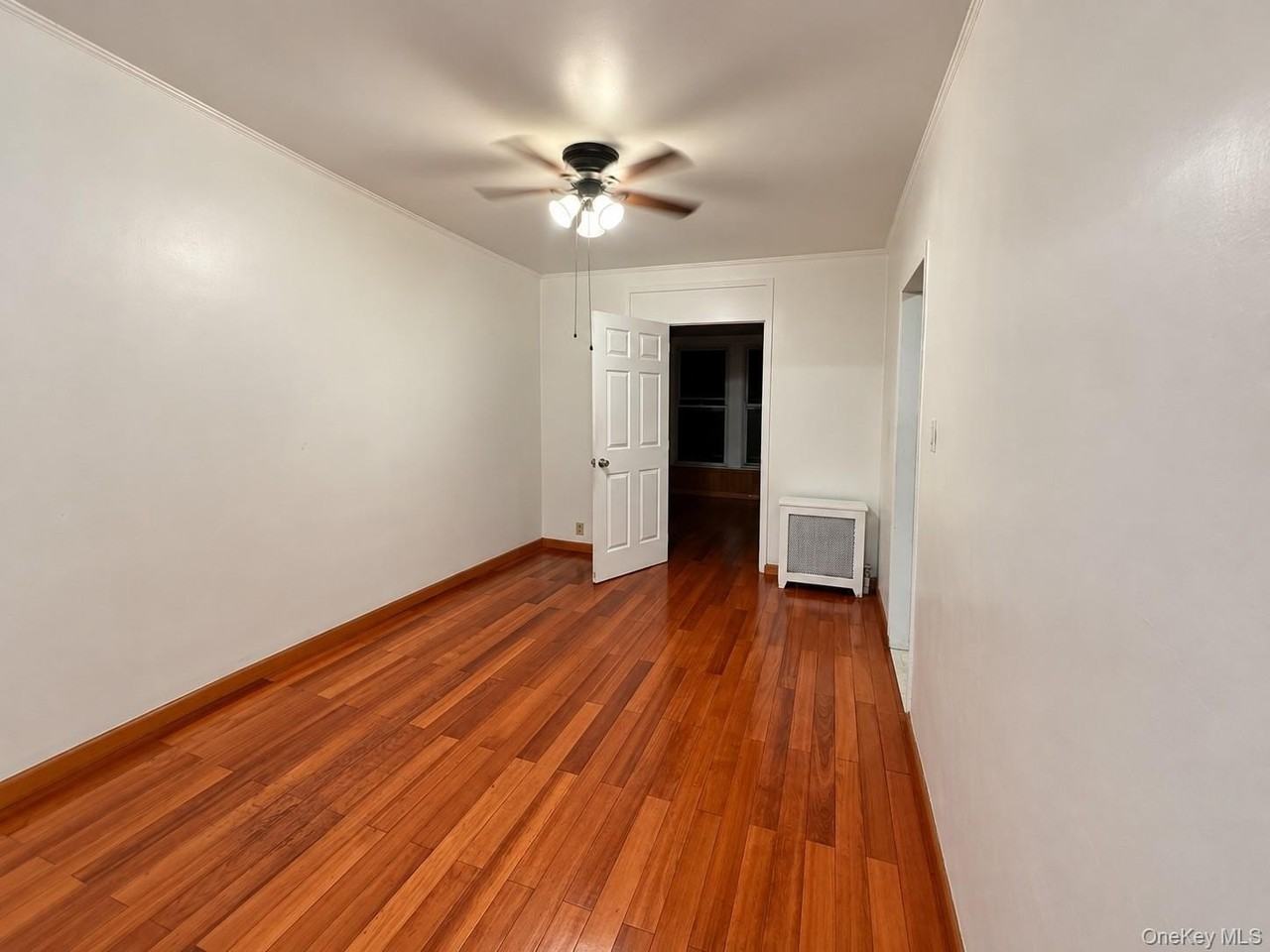 5262 79th St - Photo 4 of 6