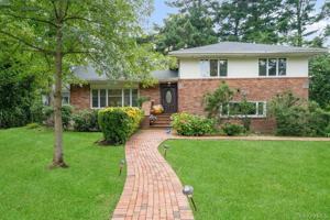 featured image of 40 Pool Dr