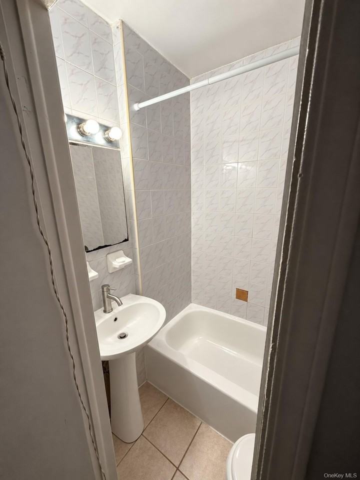 139 Eldridge St #6 - Photo 5 of 6