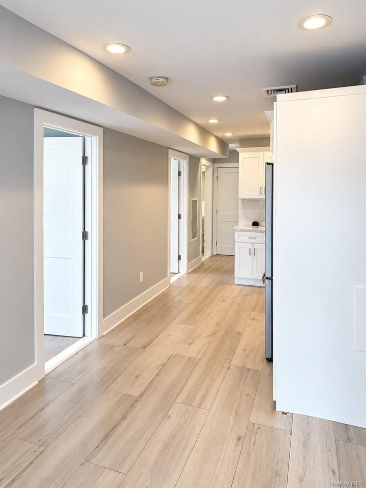 218 Sunrise Hwy #2W - Photo 6 of 6