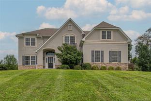 86 Victoria Dr - Photo 1 of 1