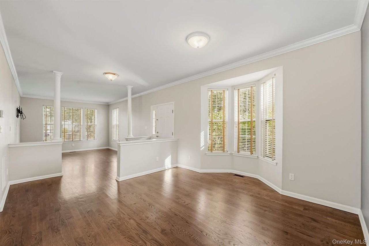 24 Ford Ct - Photo 5 of 27