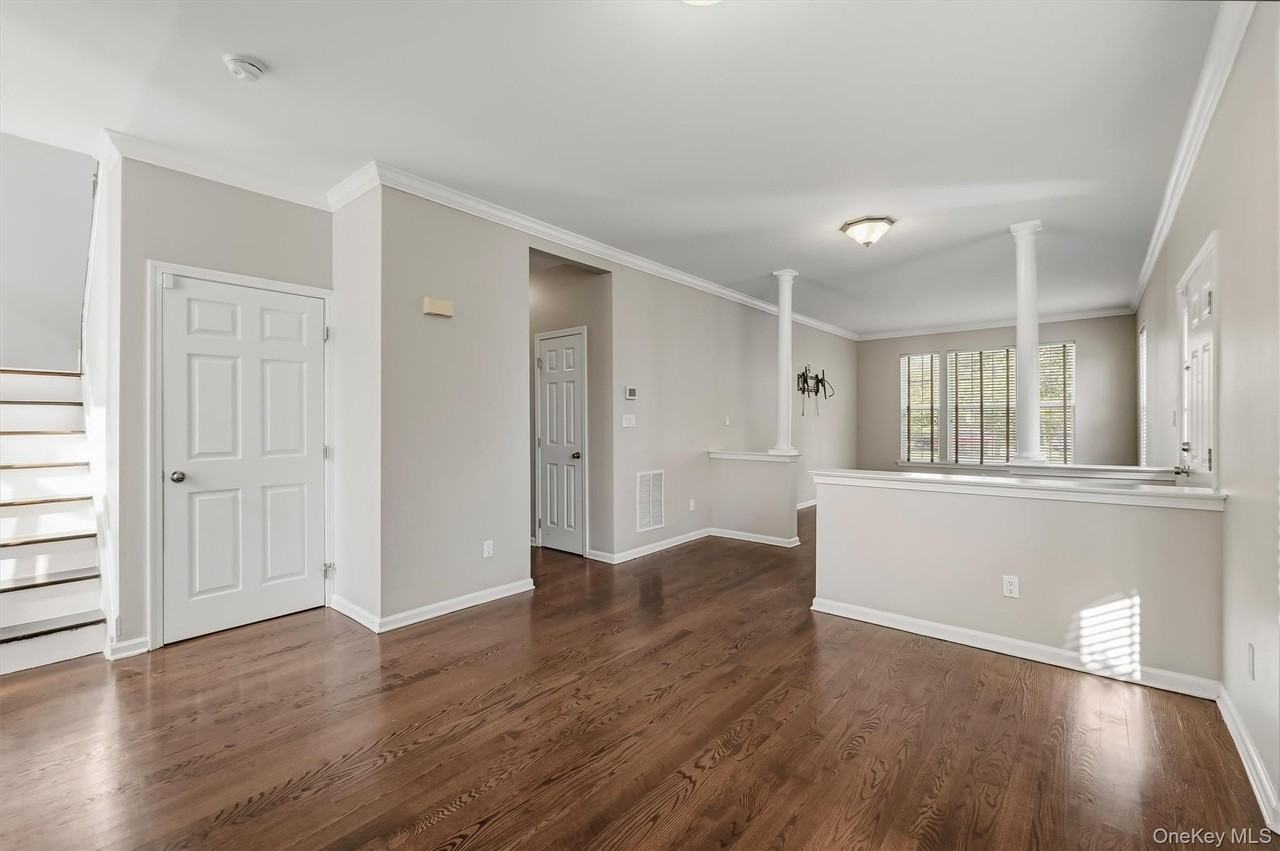 24 Ford Ct - Photo 6 of 27