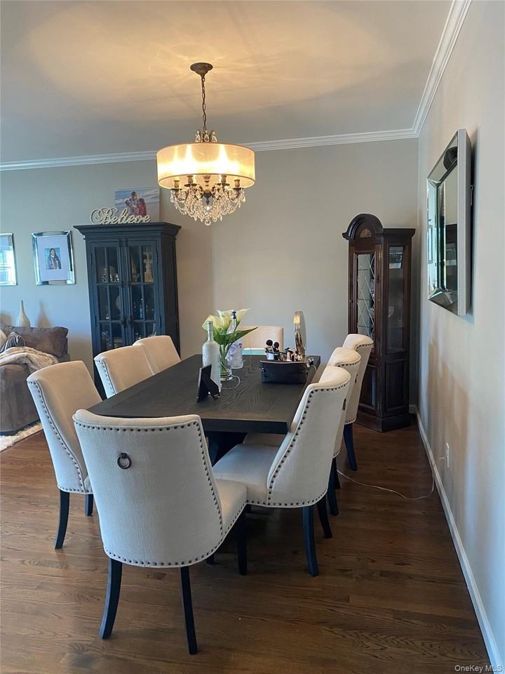 124 Brattle Cir - Photo 5 of 13
