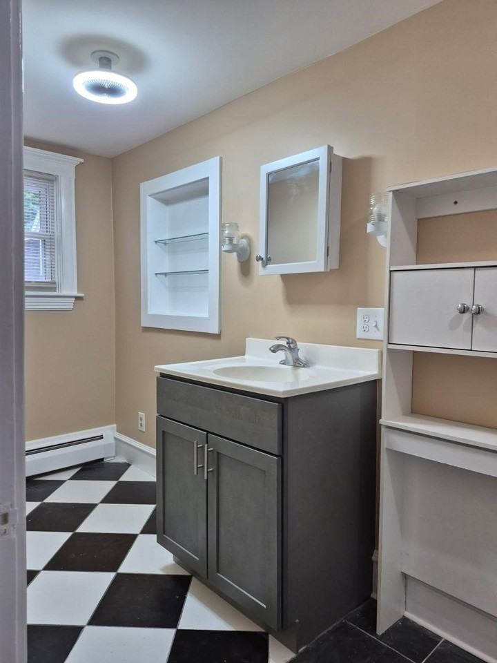 2931 N Main St #1N - Photo 7 of 7