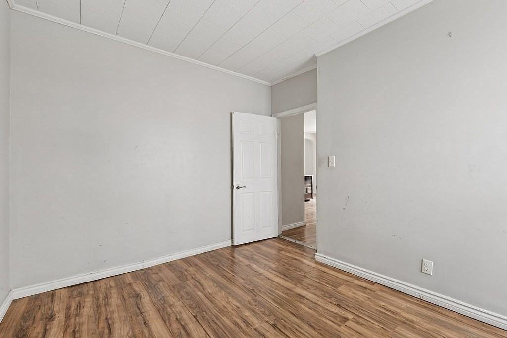 344 Jencks St #3 - Photo 5 of 10