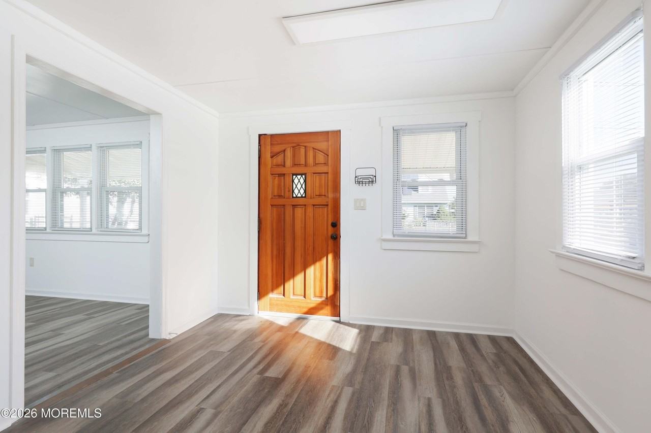 16 E Long Branch Ave - Photo 5 of 20