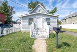 featured image of 11 Bray Ave