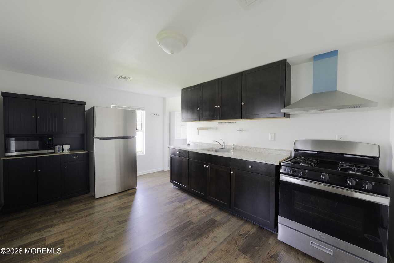11 Bray Ave - Photo 5 of 11