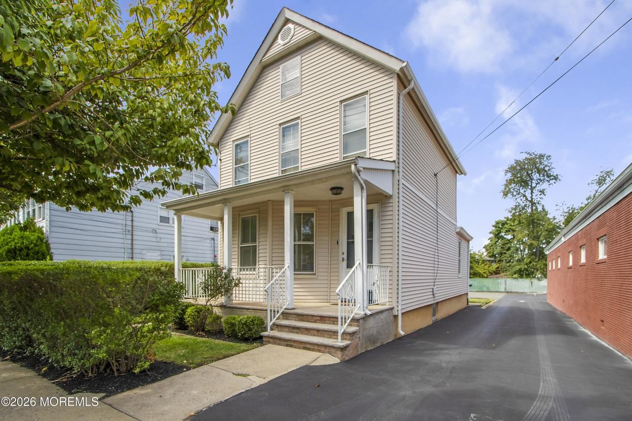 81 Woodbridge Ave - Photo 2 of 26