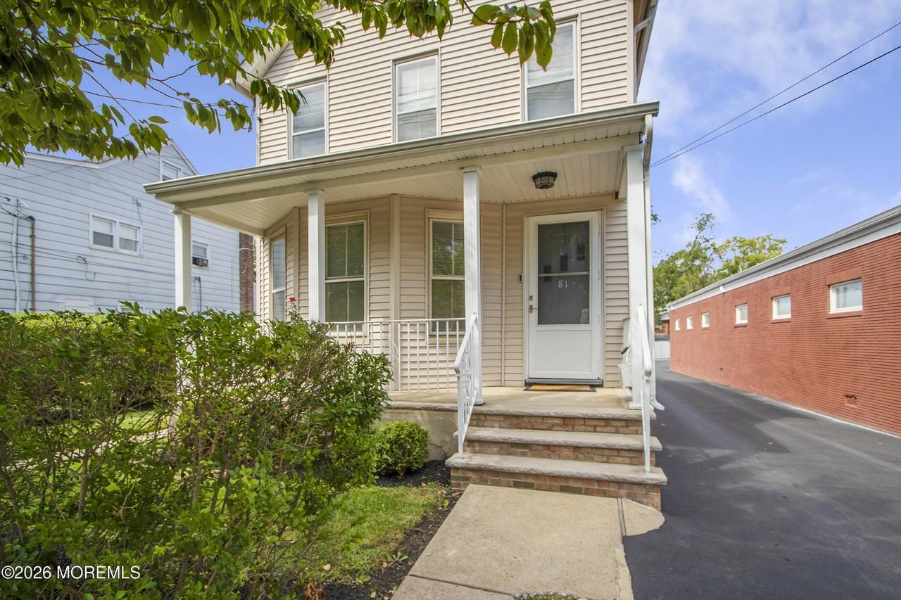 81 Woodbridge Ave - Photo 3 of 26