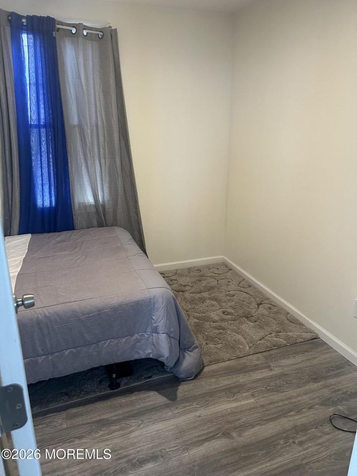 75 Shore Blvd - Photo 6 of 10