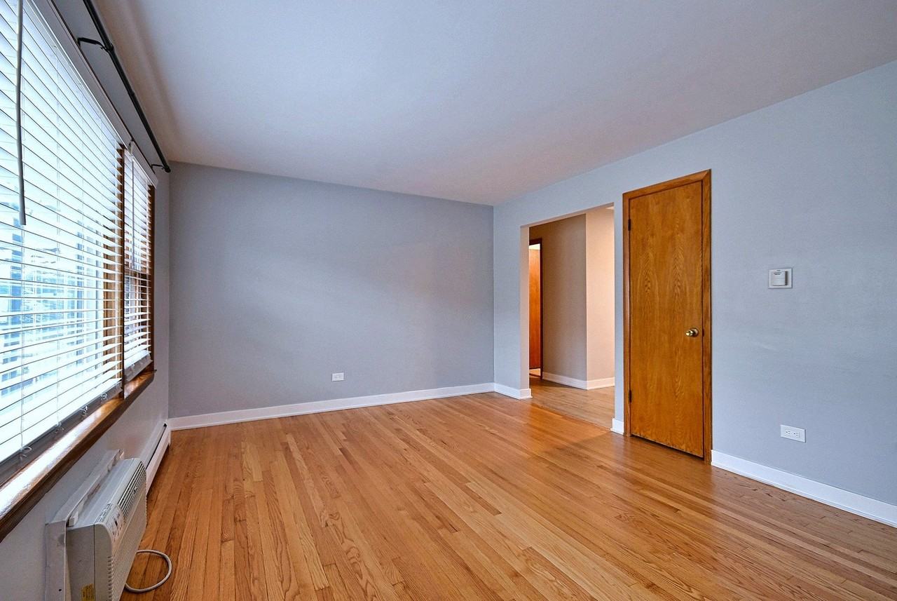 7610 W Belmont Ave #2N - Photo 5 of 23