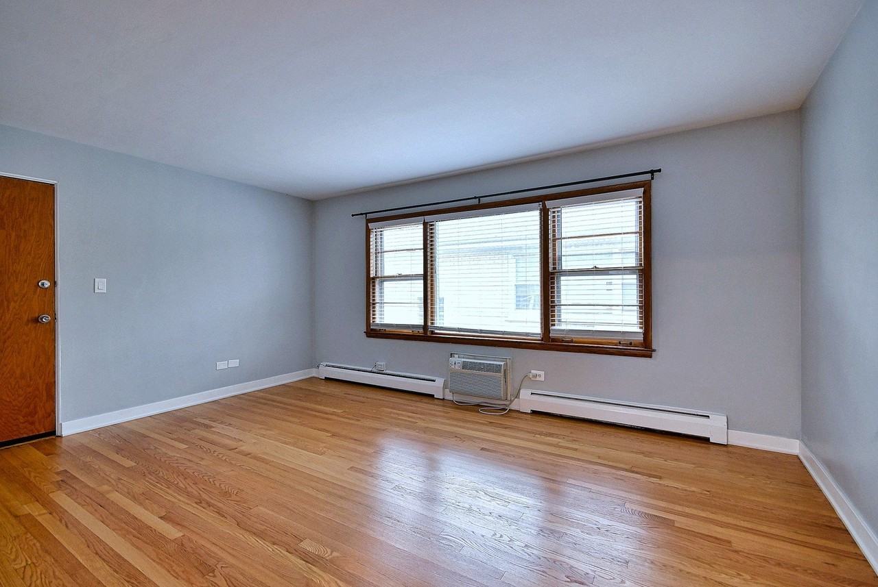 7610 W Belmont Ave #2N - Photo 6 of 23