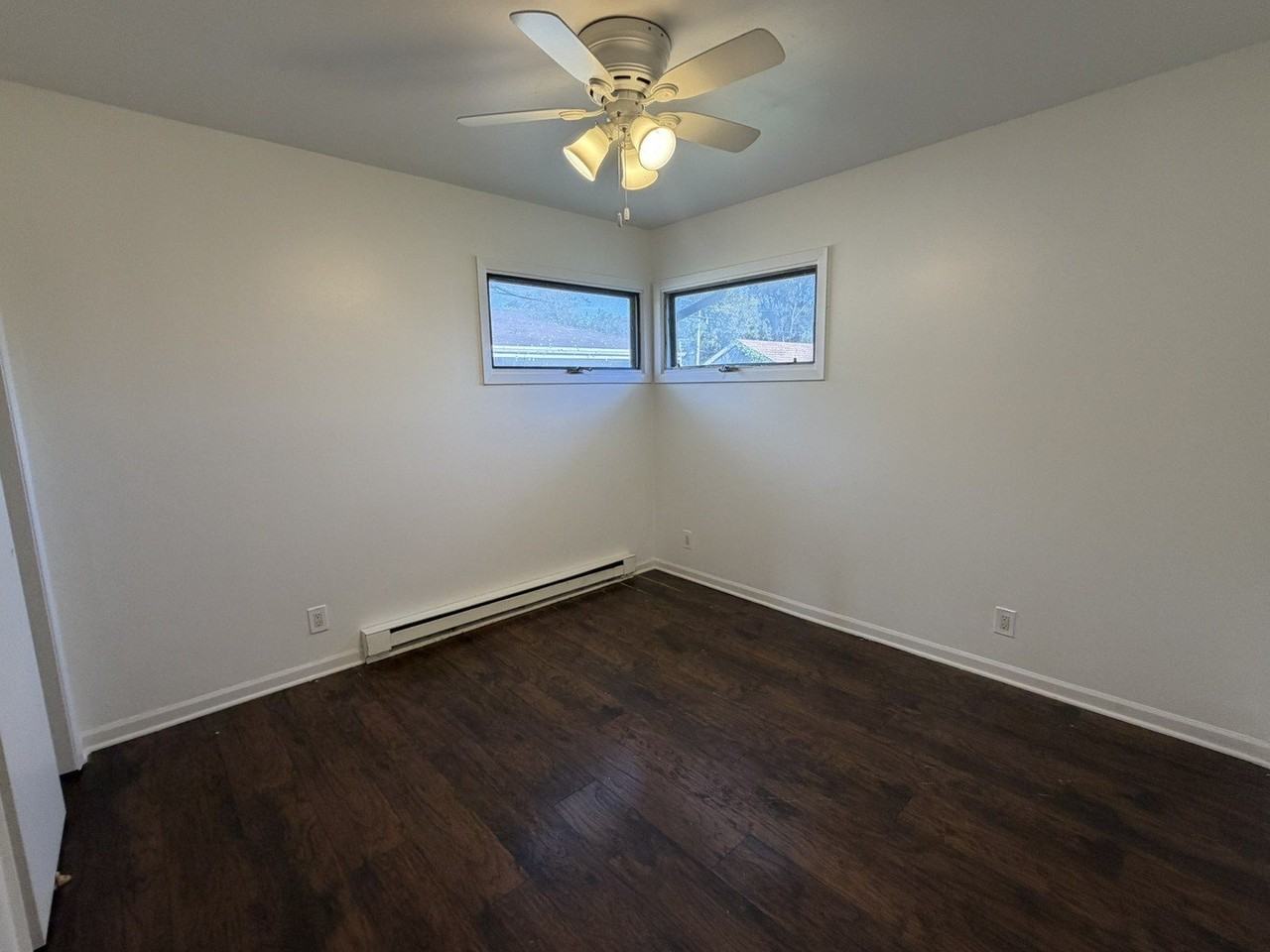 14547 Archer Ave - Photo 6 of 12