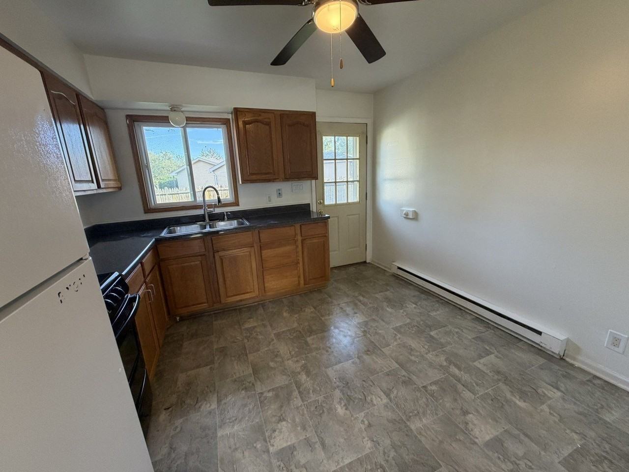 14547 Archer Ave - Photo 7 of 12