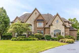 37W209 Deer Pond Ct - Photo 1 of 1