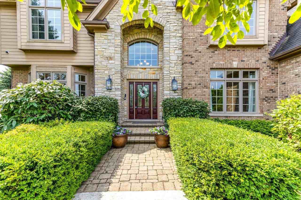 37W209 Deer Pond Ct - Photo 2 of 50