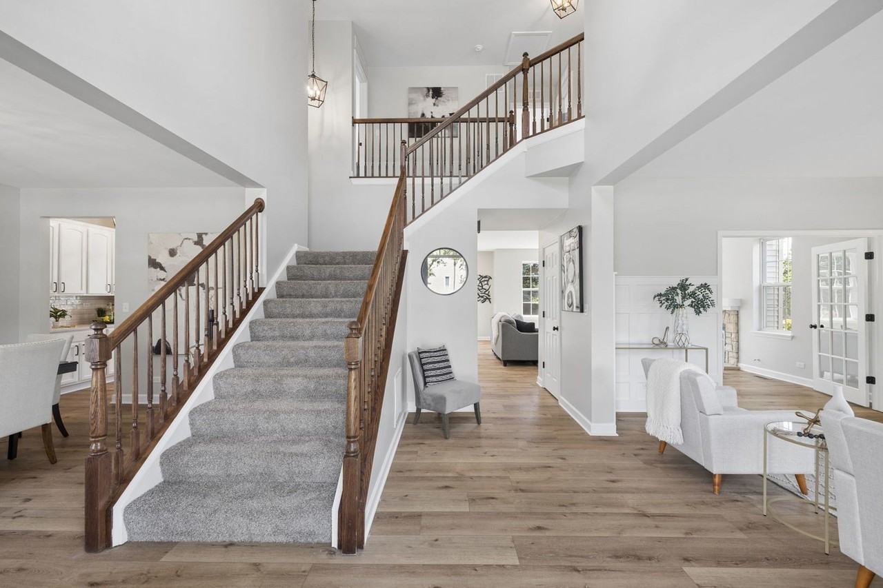 612 Belmont Ave - Photo 2 of 45