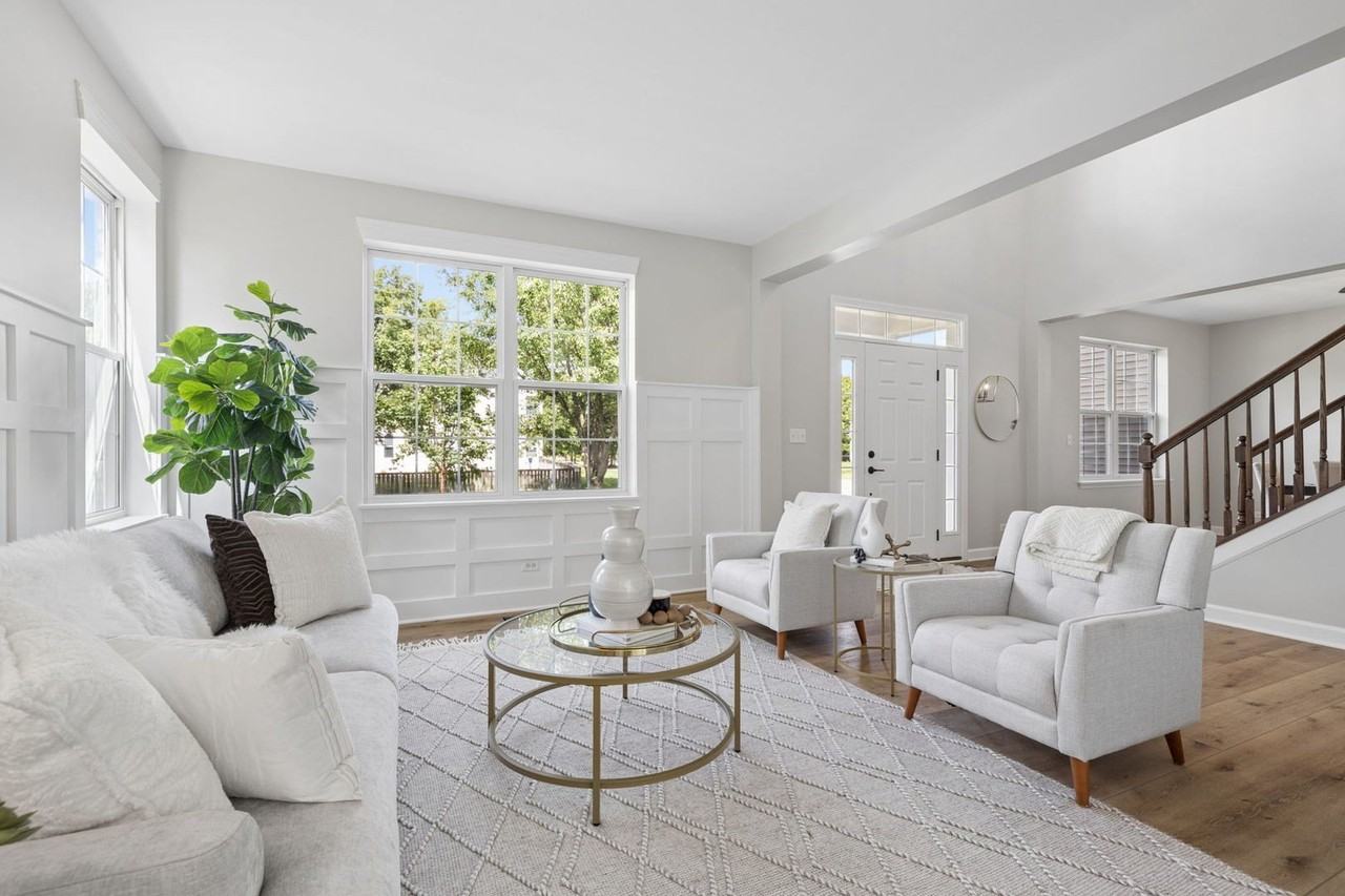 612 Belmont Ave - Photo 4 of 45