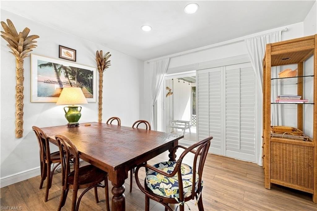 1342 11th St N - Photo 6 of 33